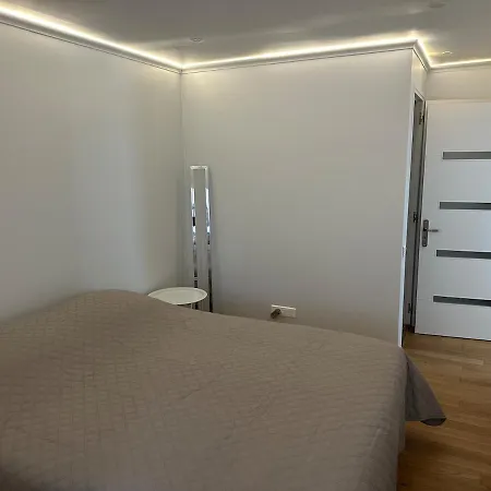 5-room House
