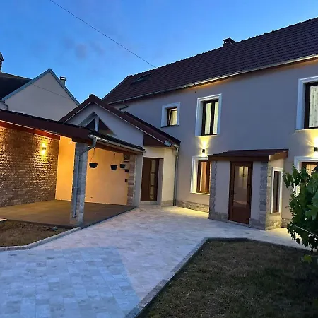 5-room House Villa Orgeval (Yvelines)