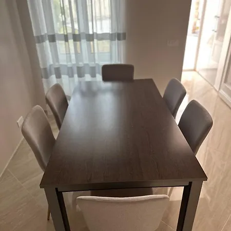 5-room House Villa